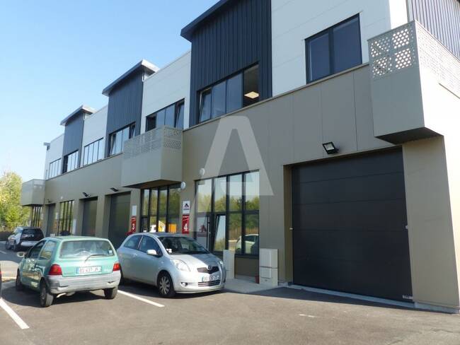 REXIM - Entrepôt - Saint-Pierre-du-Perray - 1