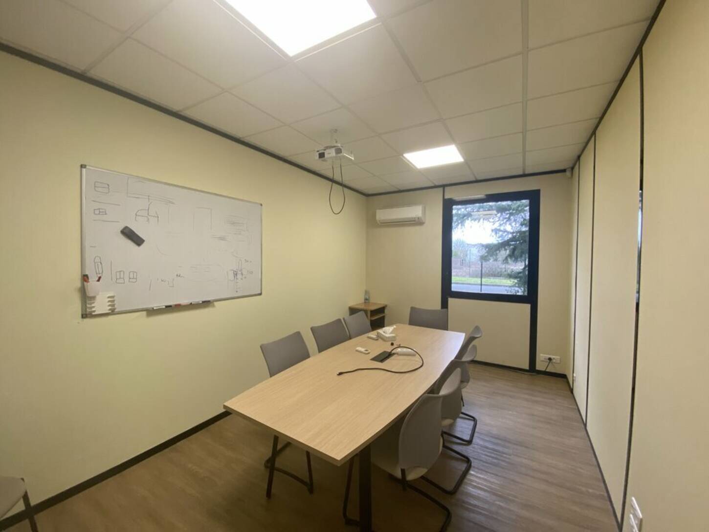 REXIM - Bureau - Loire-Atlantique - Carquefou - 2