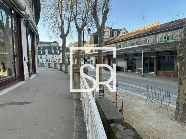 REXIM - Local commercial - Allier - Vichy - 1