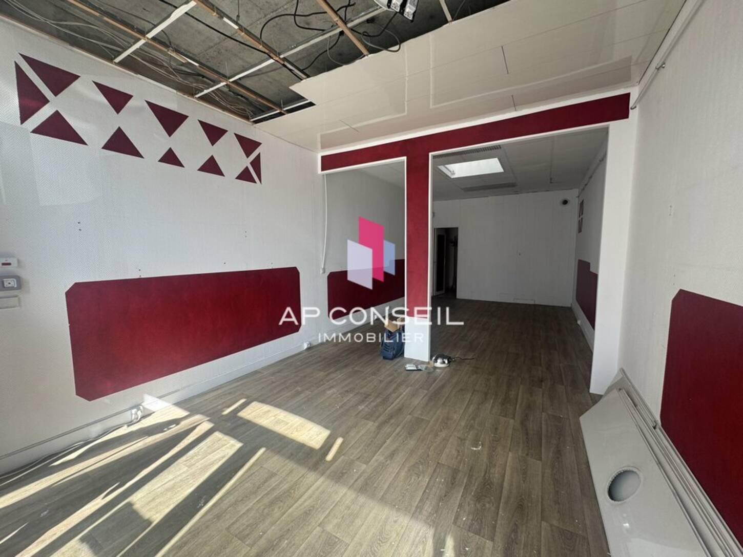 REXIM - Local commercial - Yvelines - Chesnay - 2