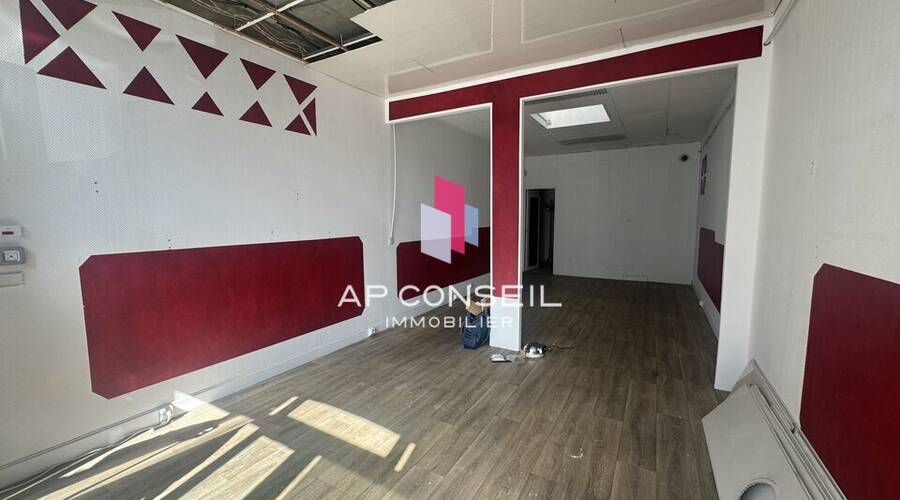 REXIM - Local commercial - Yvelines - Chesnay - 2