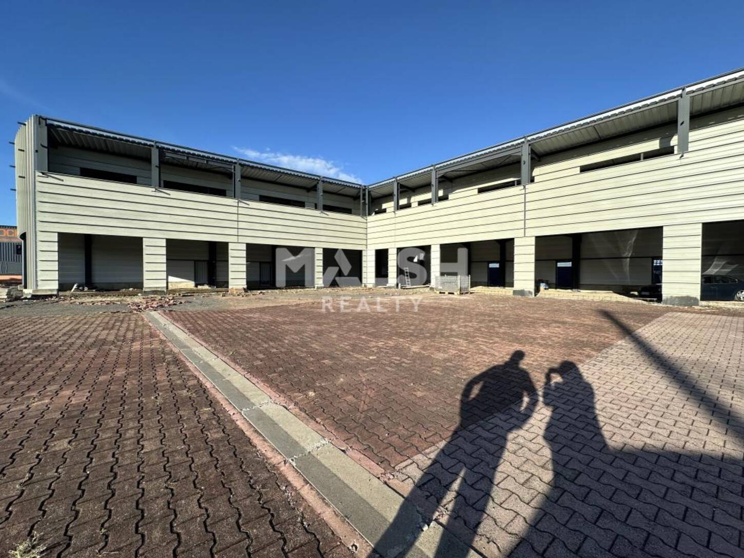 REXIM - Local d'activités - Ain - Guéreins - 2