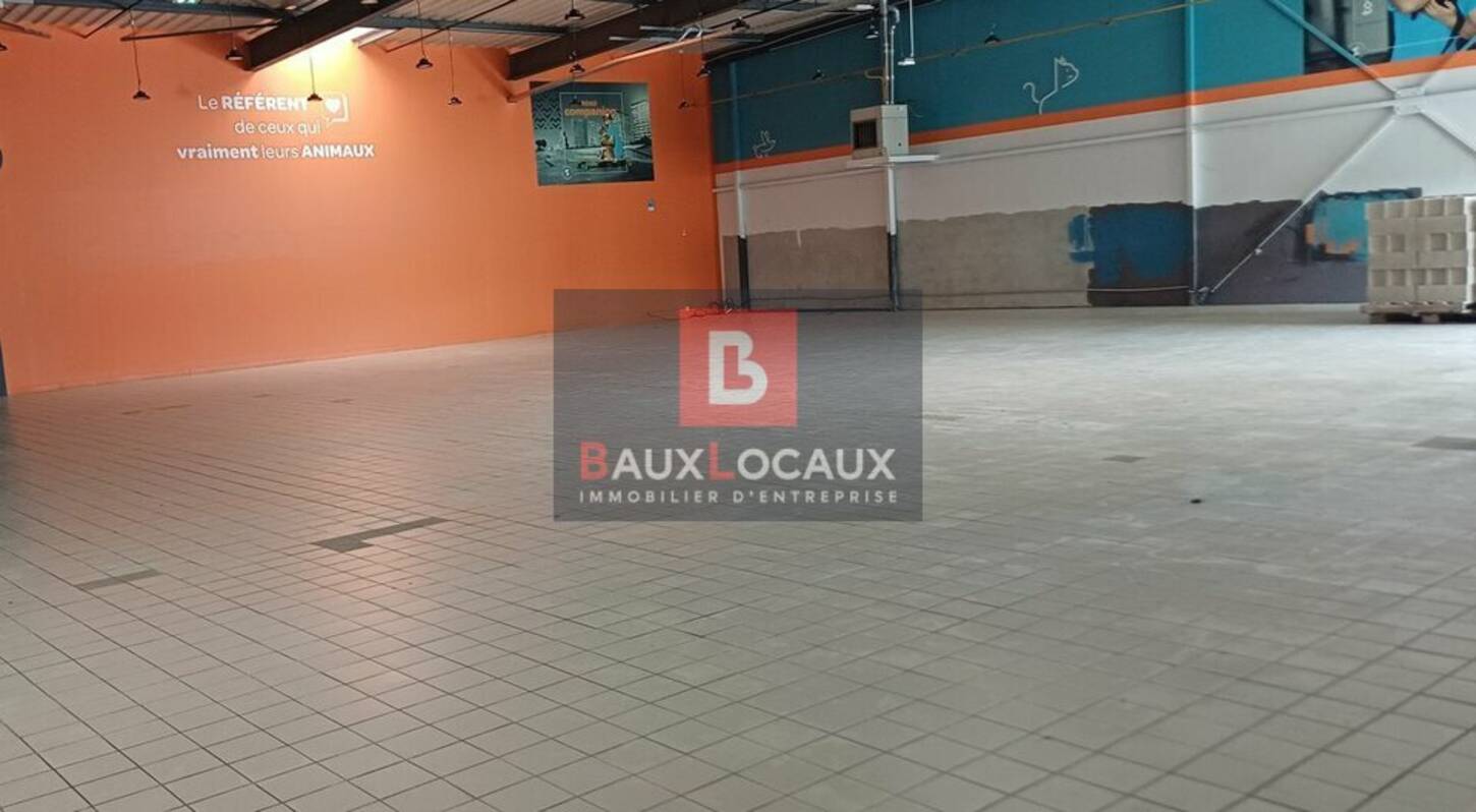 REXIM - Local commercial - Gard - Saint-Gilles - 2