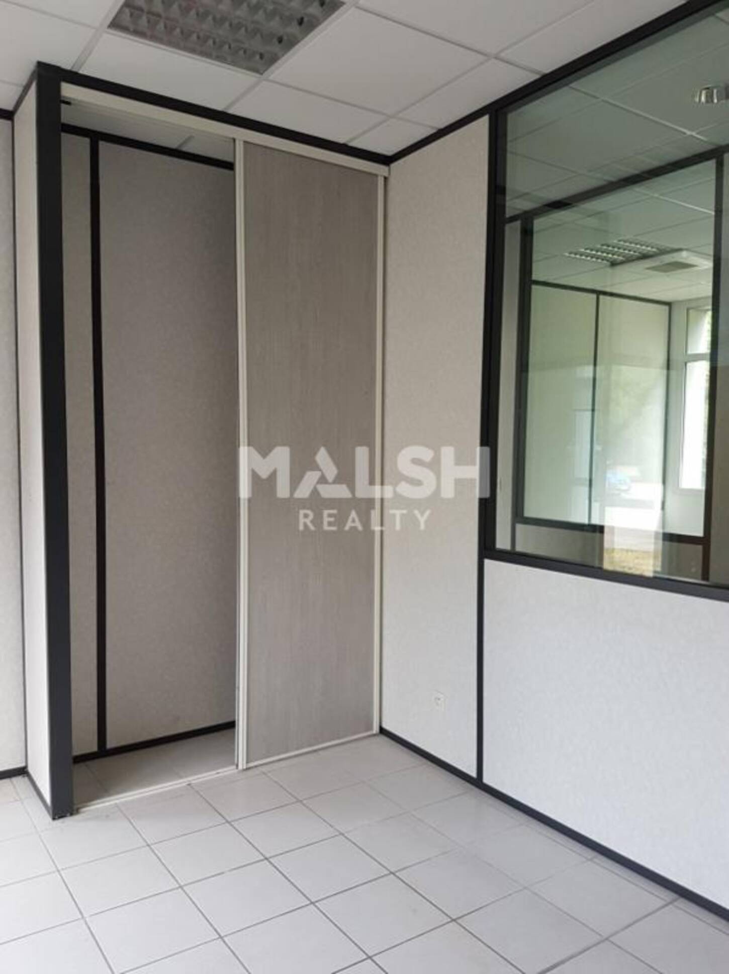 REXIM - Bureau - Ain - Blyes - 2