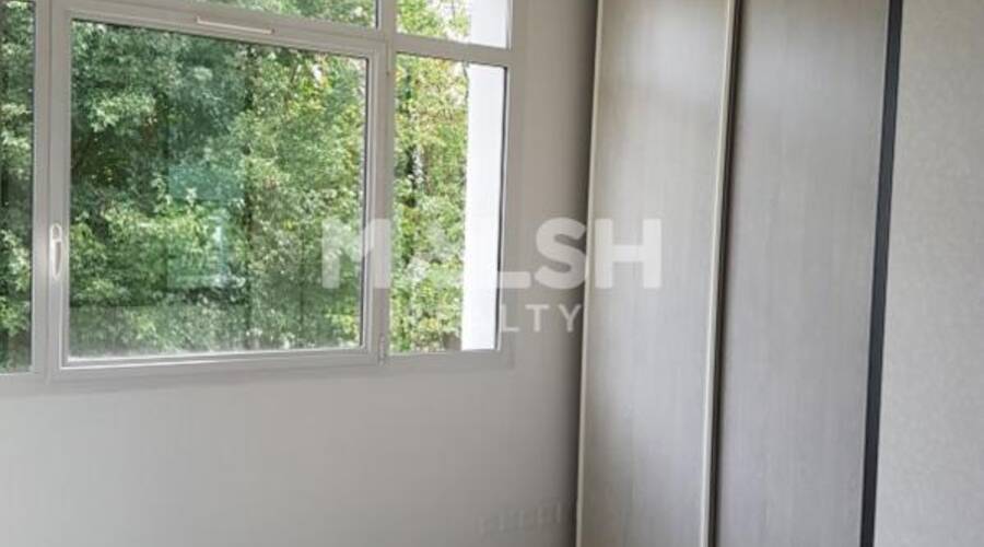 REXIM - Bureau - Ain - Blyes - 8