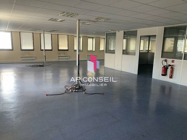REXIM - Bureau - Yvelines - Montigny-le-Bretonneux - 1