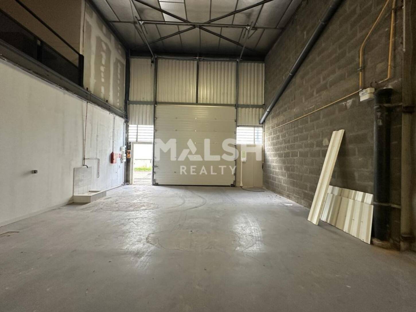 REXIM - Local d'activités - Rhône - Genay - 2