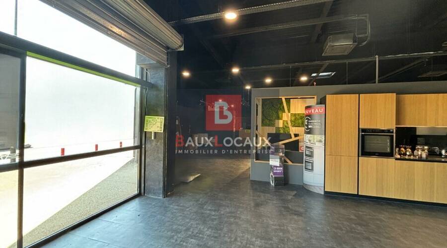 REXIM - Local commercial - Gard - Les Angles - 2