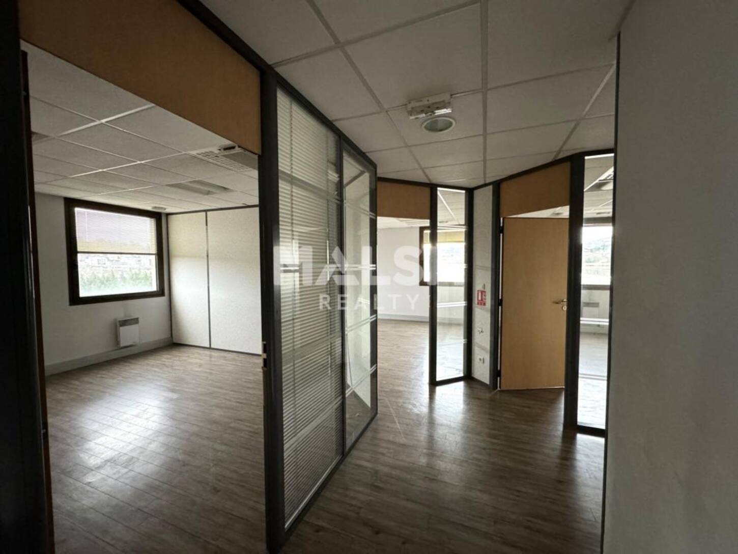 REXIM - Bureau - Loire - Villars - 2