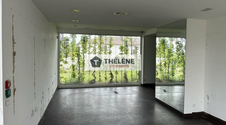 REXIM - Bureau - Hérault - Lunel - 2