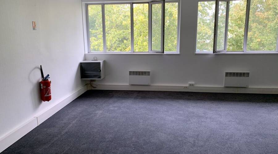 REXIM - Bureau - Yvelines - Voisins-le-Bretonneux - 3