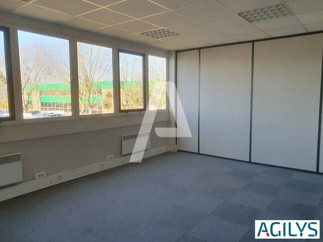 REXIM - Entrepôt - Saint-Thibault-des-Vignes - 1