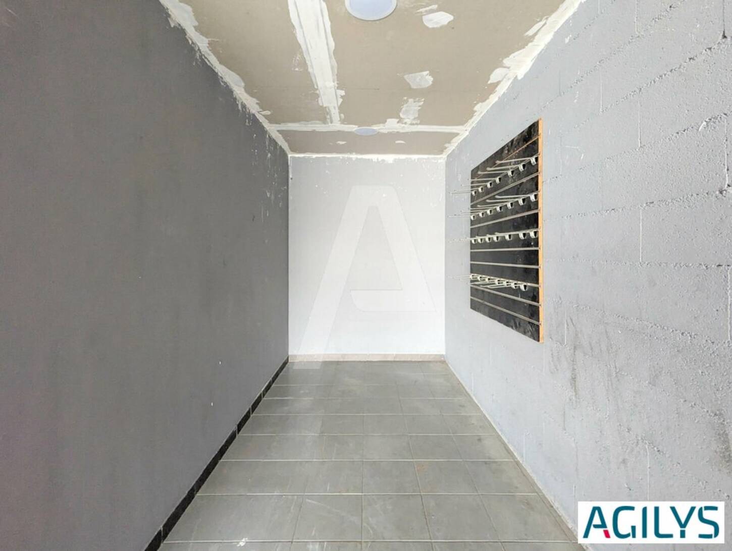 REXIM - Local d'activités - Linas - 2