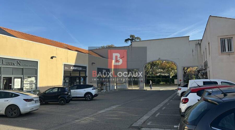 REXIM - Local commercial - Vaucluse - Apt - 5