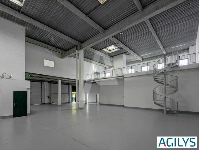 REXIM - Entrepôt - Lisses - 1