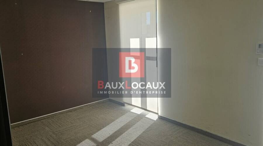 REXIM - Local commercial - Vaucluse - Carpentras - 2