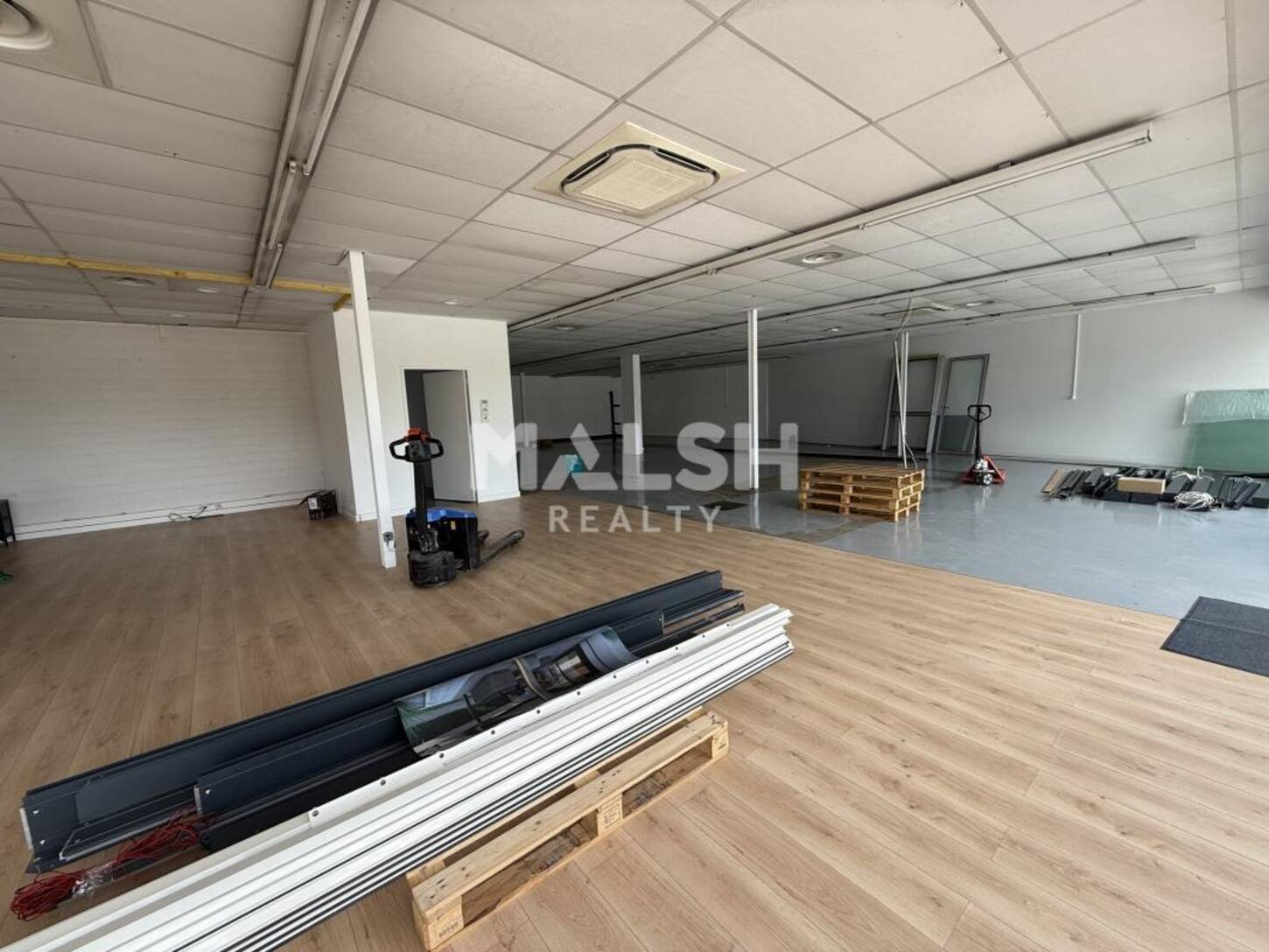 REXIM - Local commercial - Loire - Villars - 2