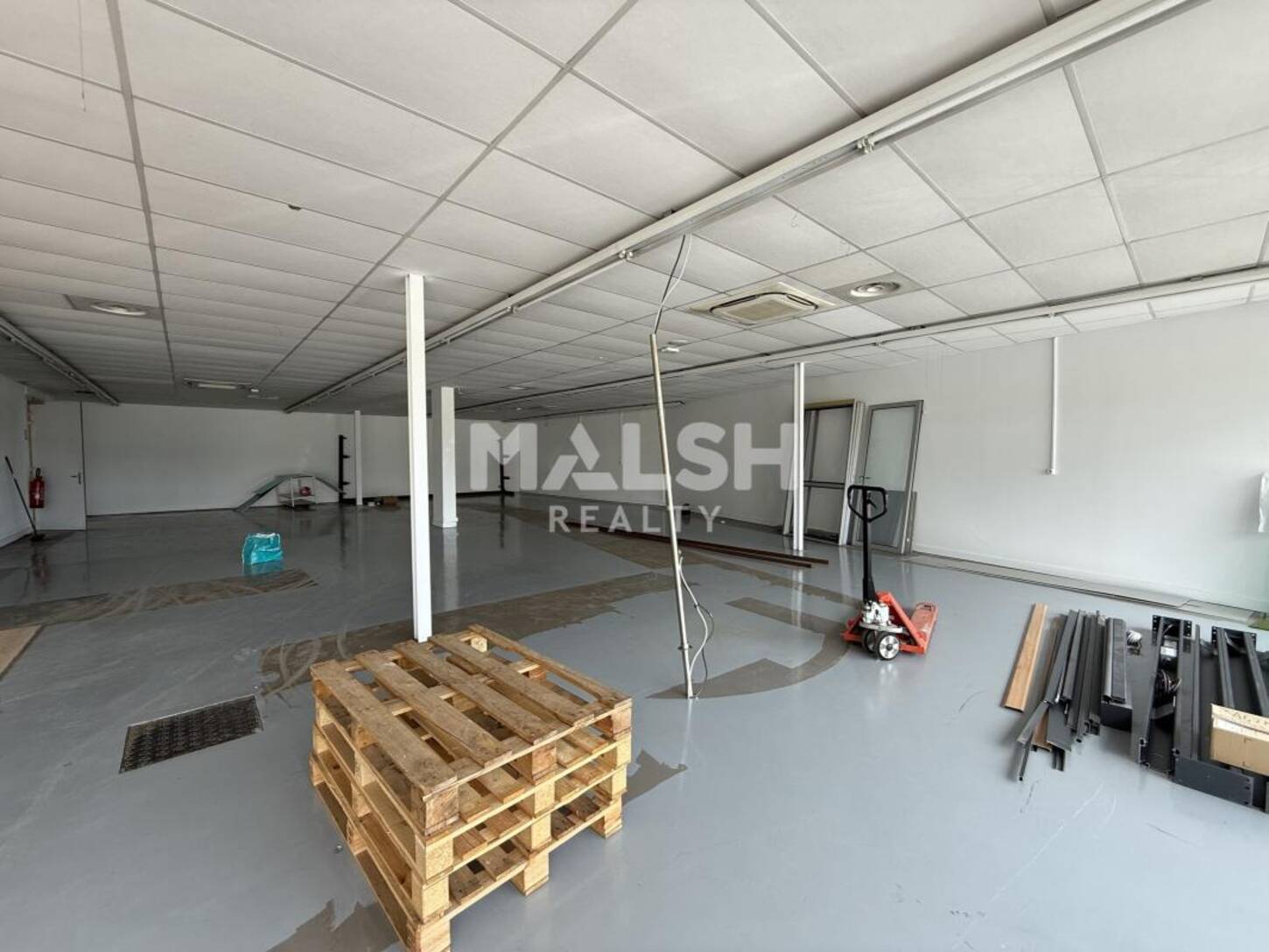 REXIM - Local commercial - Loire - Villars - 2