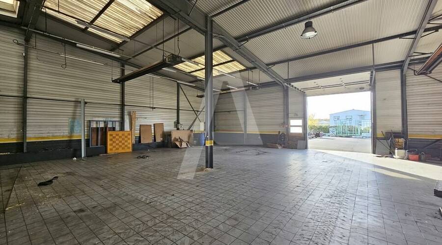 REXIM - Local commercial - Milly-la-Forêt - 1