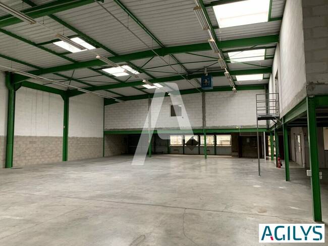 REXIM - Entrepôt - Saint-Thibault-des-Vignes - 1