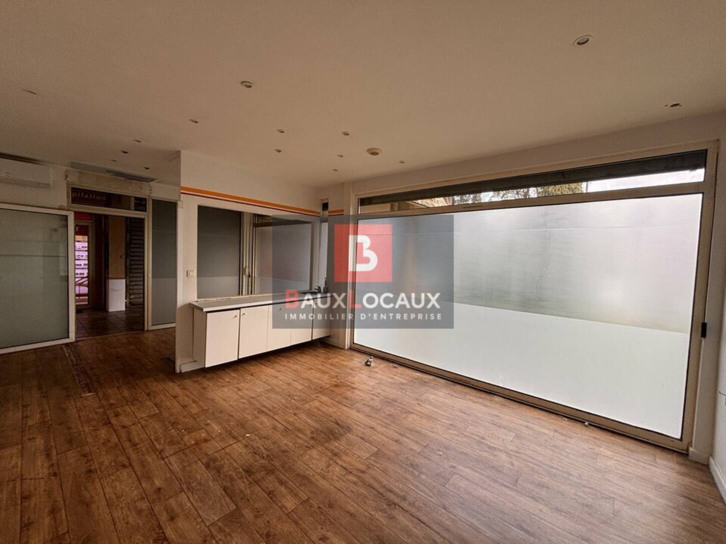 REXIM - Local commercial - Gard - Les Angles - 2