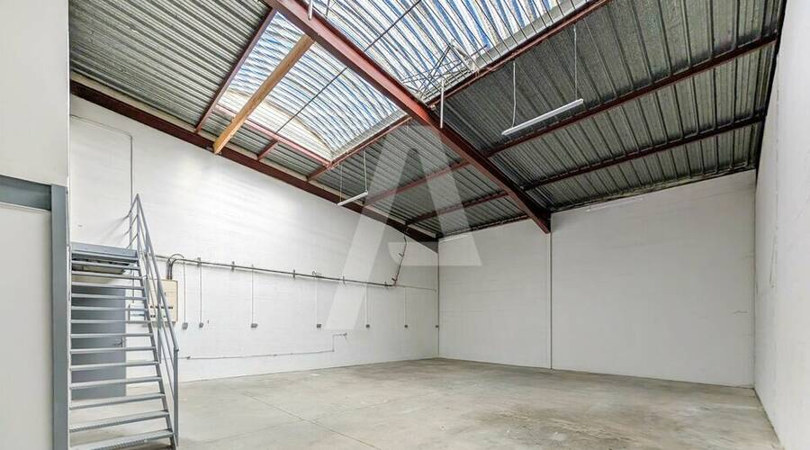 REXIM - Entrepôt - Lisses - 1