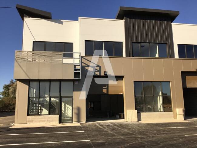 REXIM - Entrepôt - Saint-Pierre-du-Perray - 1