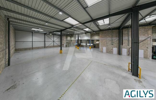 REXIM - Entrepôt - Yvelines - Magny-les-Hameaux - 1