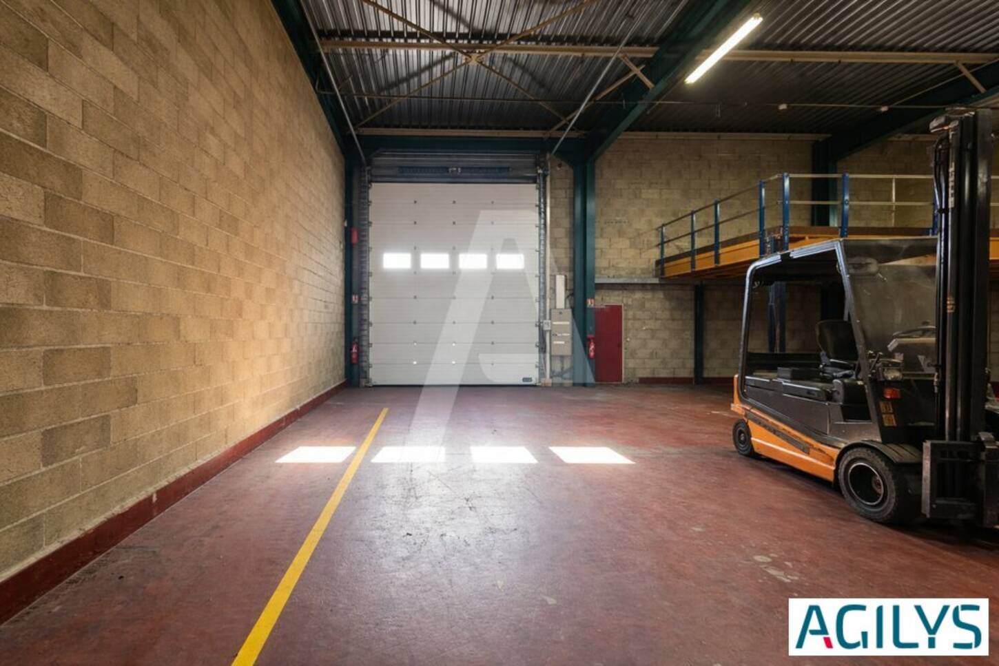 REXIM - Local d'activités - Lisses - 2