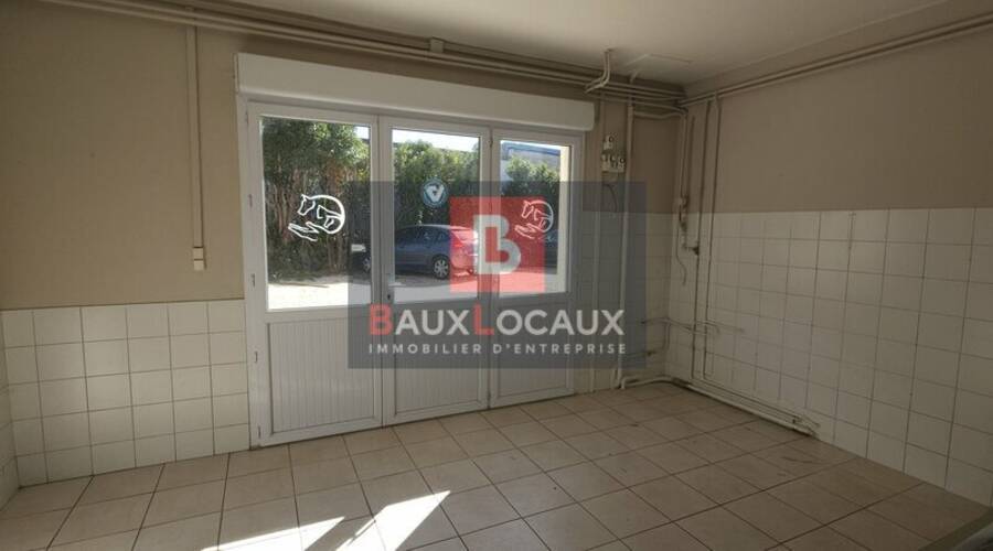 REXIM - Local commercial - Vaucluse - Sarrians - 3