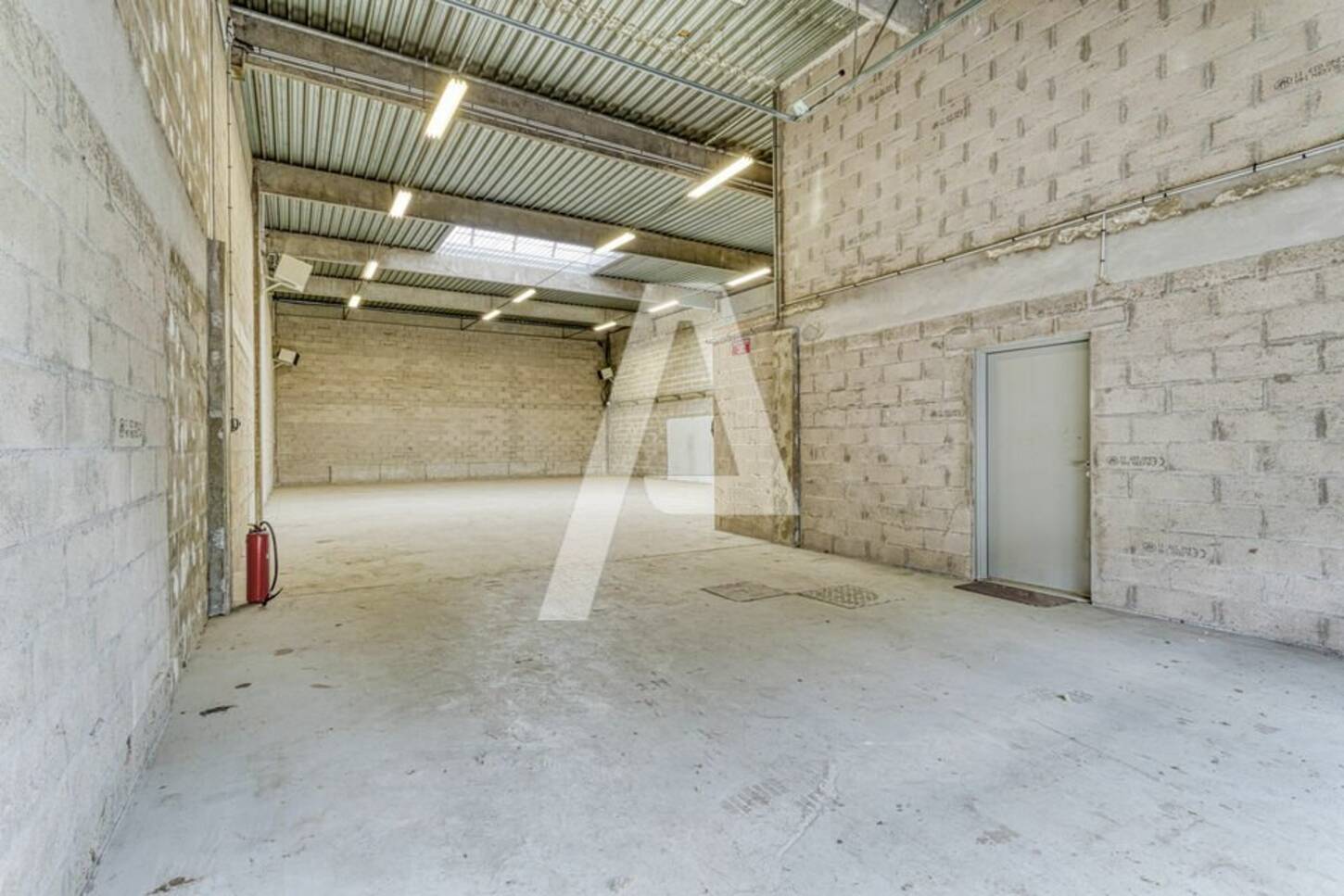 REXIM - Entrepôt - Saint-Thibault-des-Vignes - 2