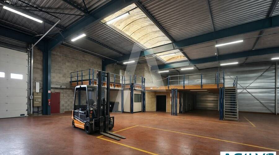 REXIM - Local d'activités - Lisses - 8