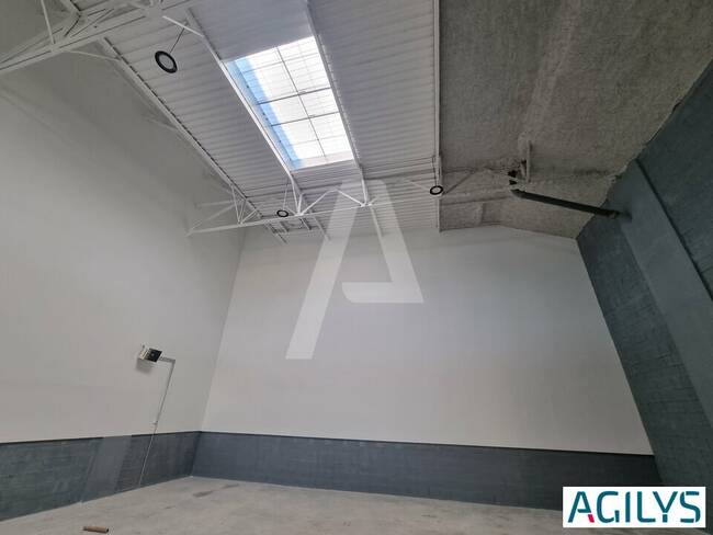 REXIM - Entrepôt - Vaux-le-Pénil - 1