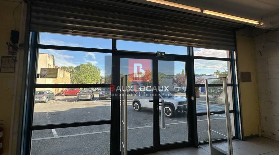 REXIM - Local commercial - Vaucluse - Apt - 3