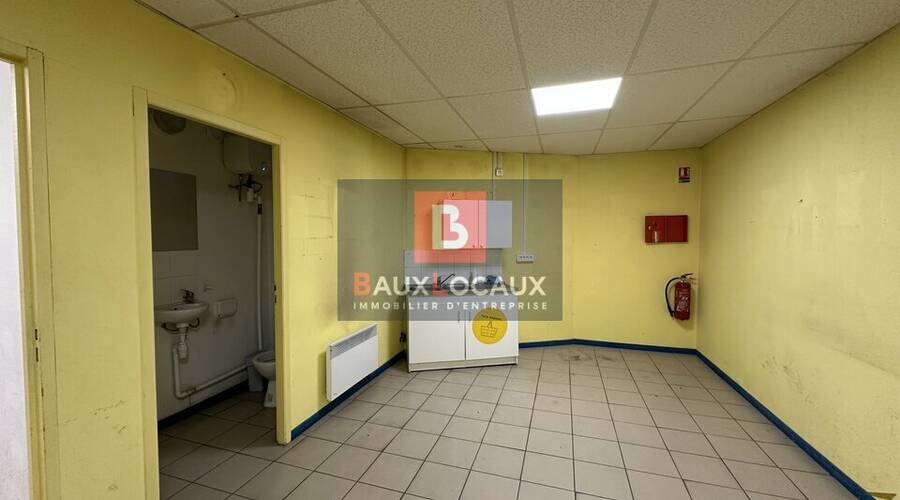 REXIM - Local commercial - Vaucluse - Apt - 8