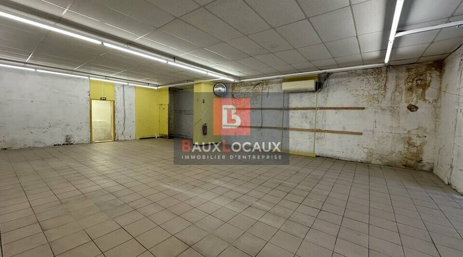 REXIM - Local commercial - Vaucluse - Apt - 9