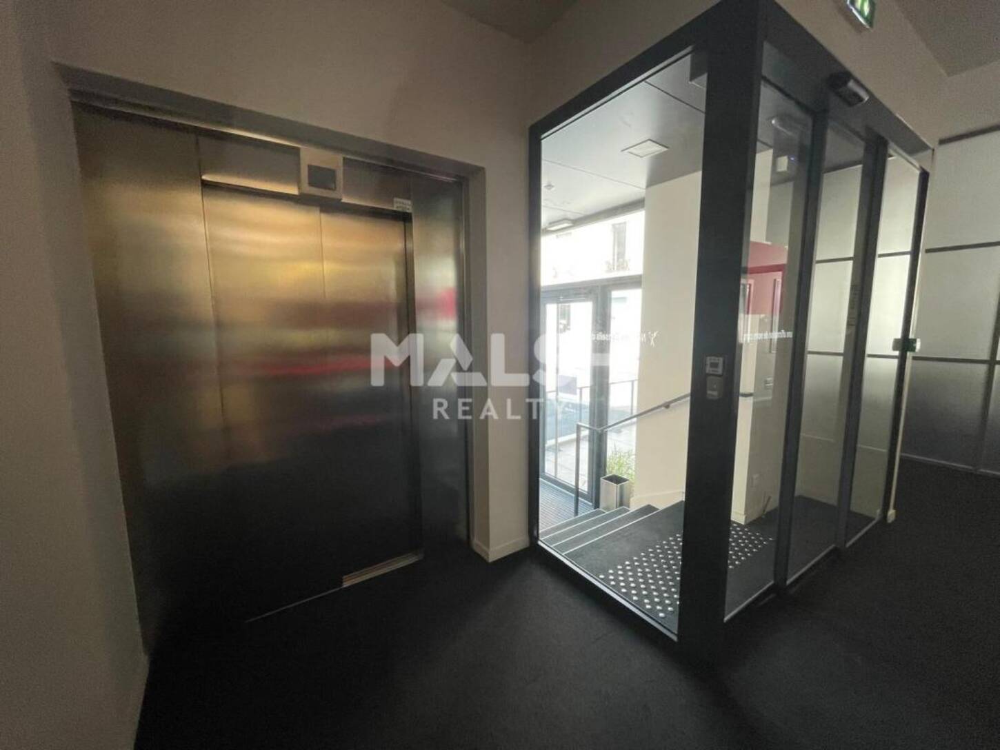 REXIM - Bureau - Loire - Roanne - 2