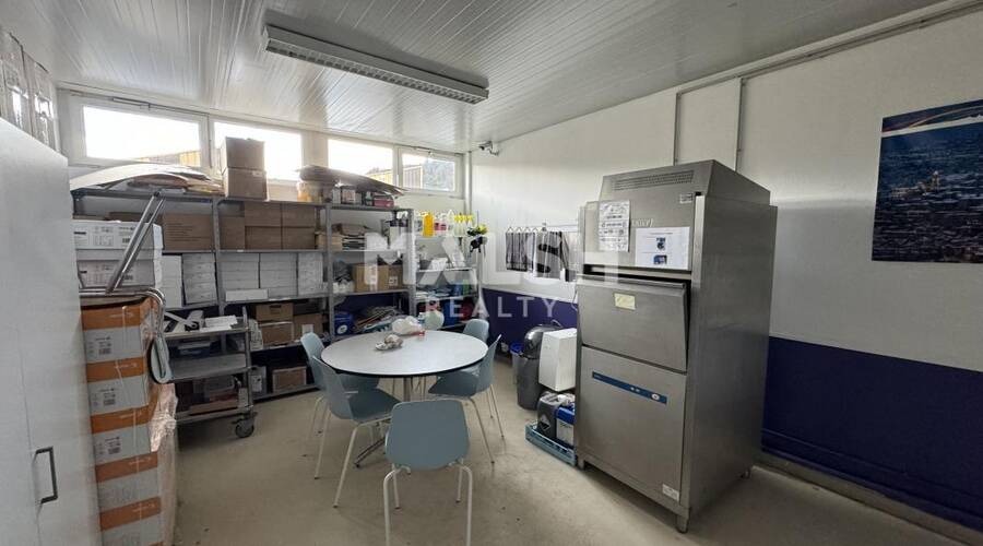 REXIM - Local d'activités - Loire - Chambon-Feugerolles - 11