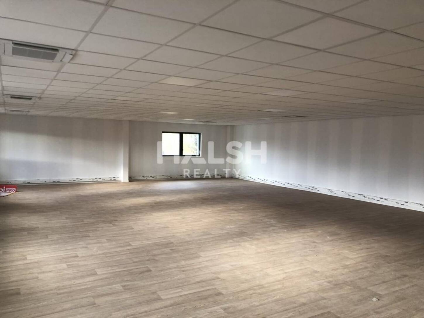 REXIM - Bureau - Rhône - Genay - 2