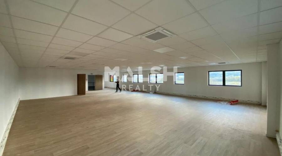 REXIM - Bureau - Rhône - Genay - 4