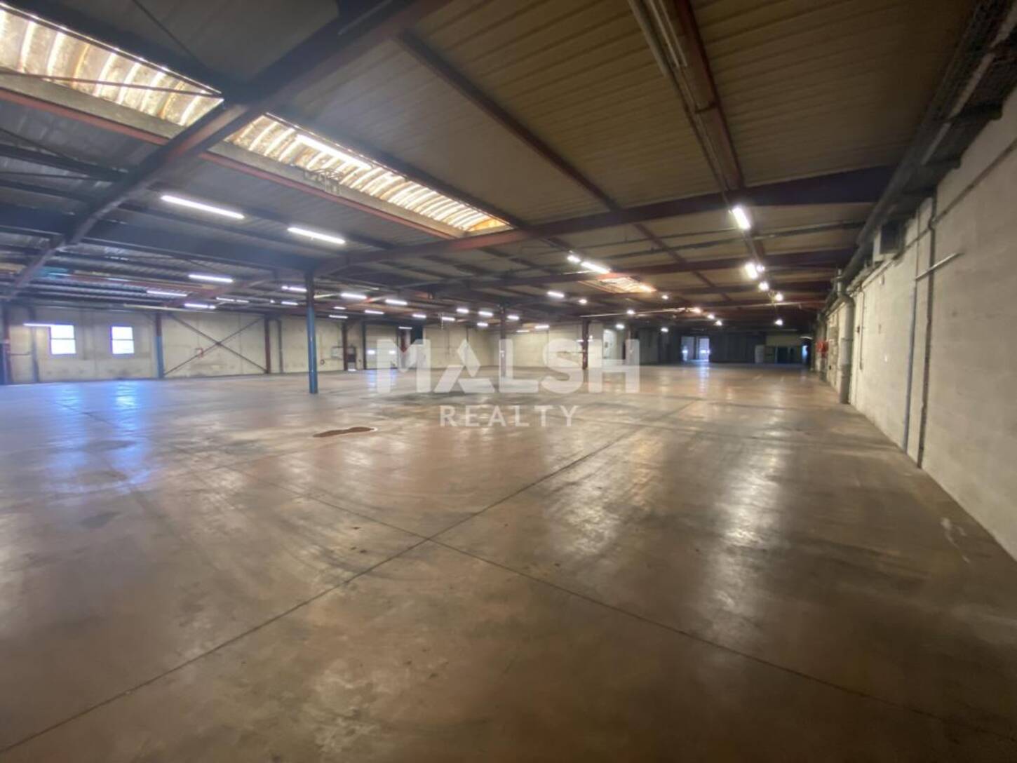 REXIM - Local d'activités - Saône-et-Loire - Berzé-la-Ville - 2