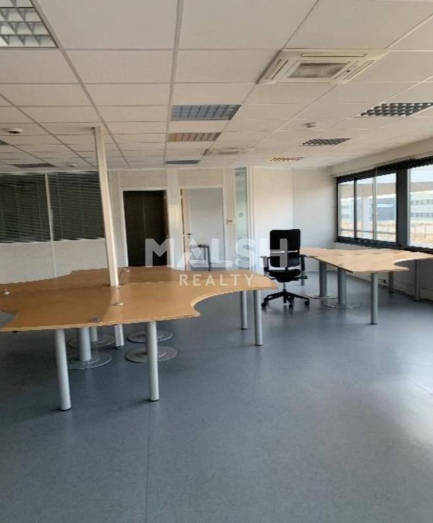 REXIM - Bureau - Rhône - Genay - 2