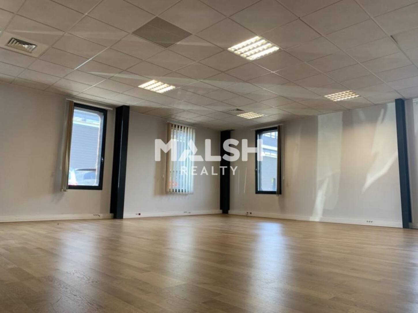 REXIM - Bureau - Isère - Vaulx-Milieu - 2