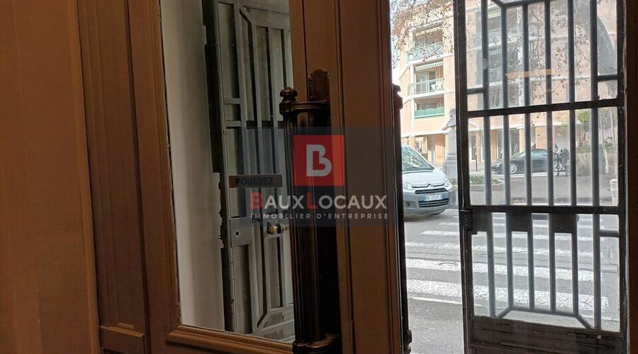 REXIM - Local commercial - Vaucluse - Orange - 5