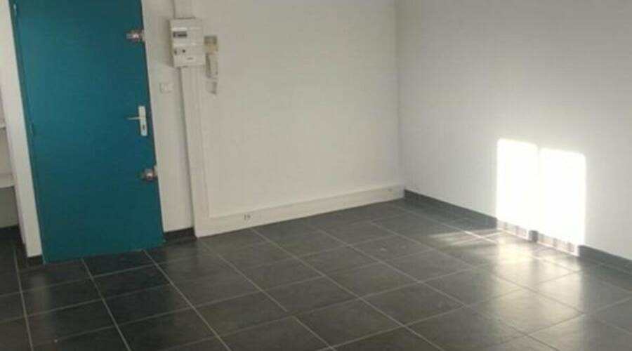 REXIM - Bureau - Bouches-du-Rhône - Pélissanne - 1