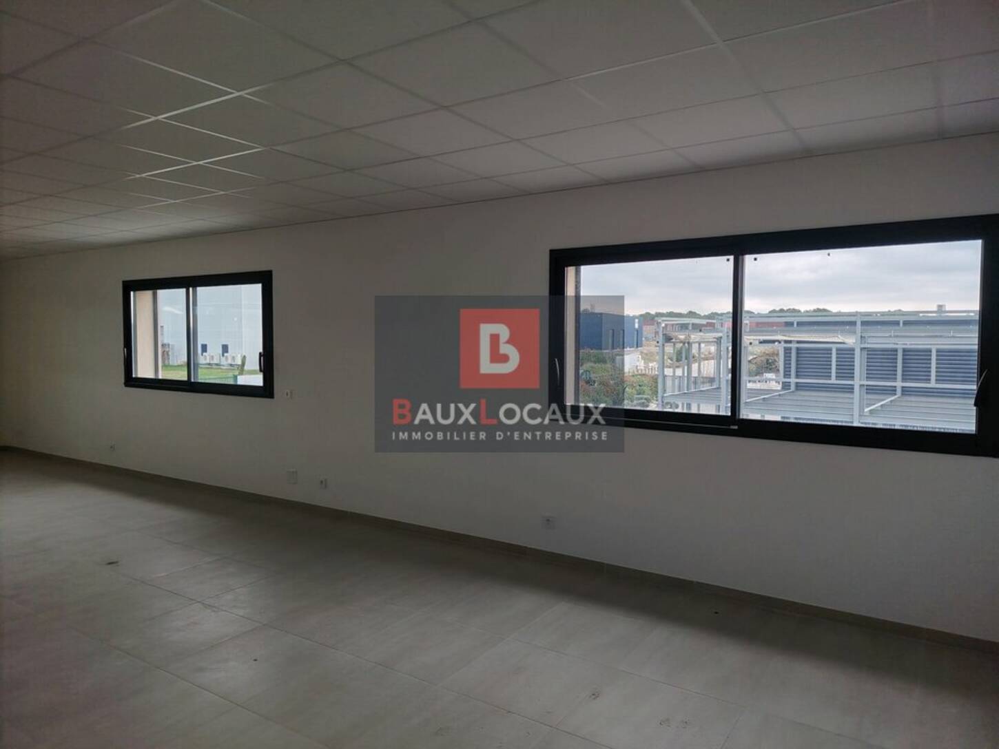 REXIM - Bureau - Bouches-du-Rhône - Lambesc - 2