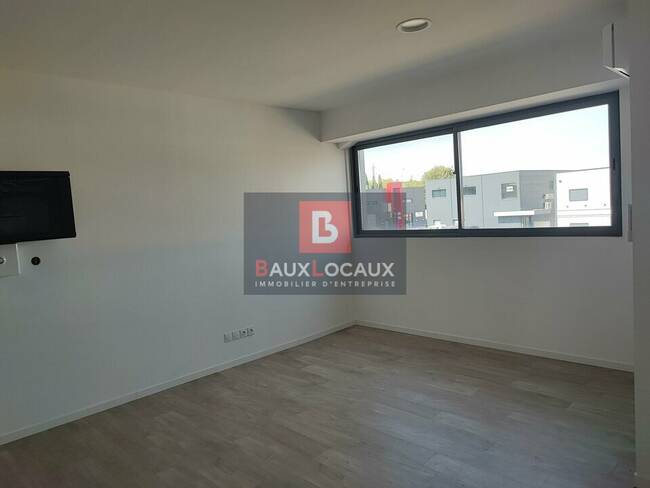 REXIM - Bureau - Bouches-du-Rhône - Pélissanne - 1