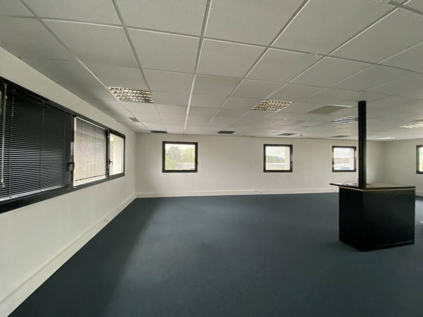 REXIM - Bureau - Loire-Atlantique - Saint-Herblain - 2