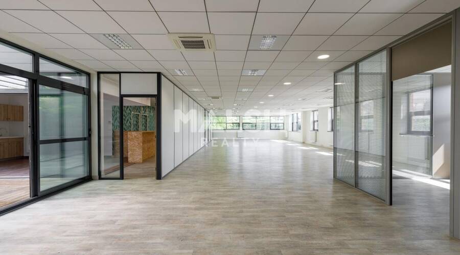 REXIM - Local d'activités - Ain - Miribel - 21