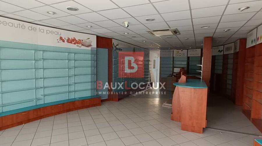 REXIM - Local commercial - Gard - Aramon - 2